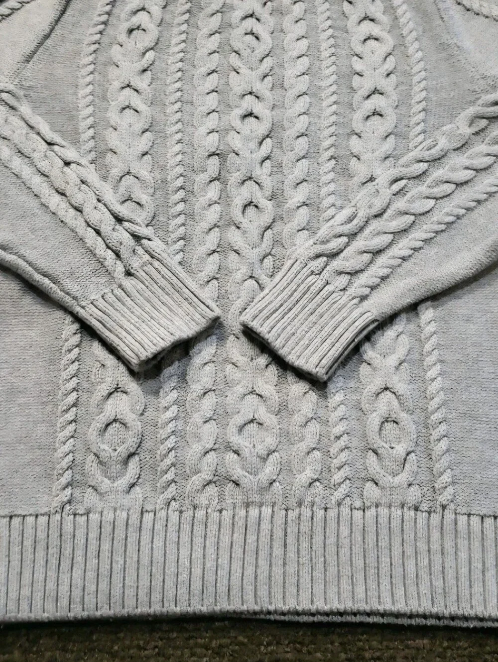 L.L. Bean Light Gray Fisherman Cable Knit Crew Sweater 100% Cotton.